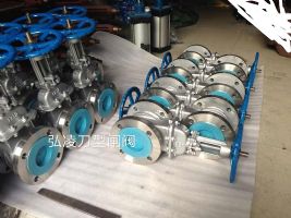 ����բ��