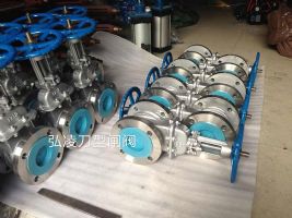 ����բ��